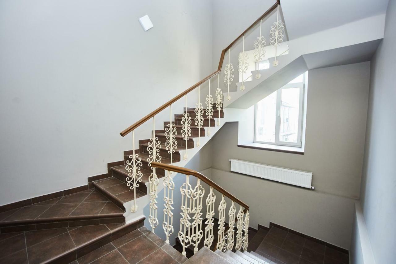 Luxury Apartment In The Heart Odessa Buitenkant foto