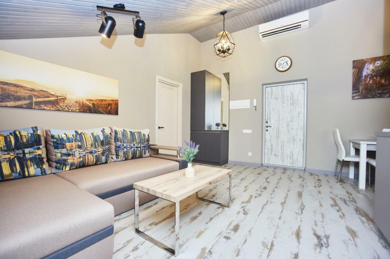 Luxury Apartment In The Heart Odessa Buitenkant foto